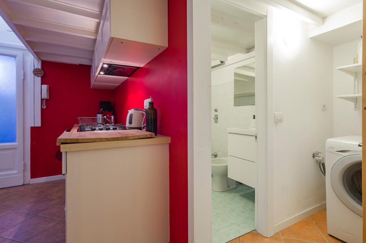 Flat In Isola De Castillia 22 Milan Exterior photo